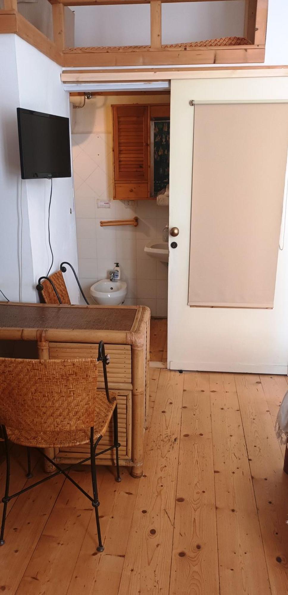 B&B Le Finestre Su Via Cavour Sassari Zimmer foto