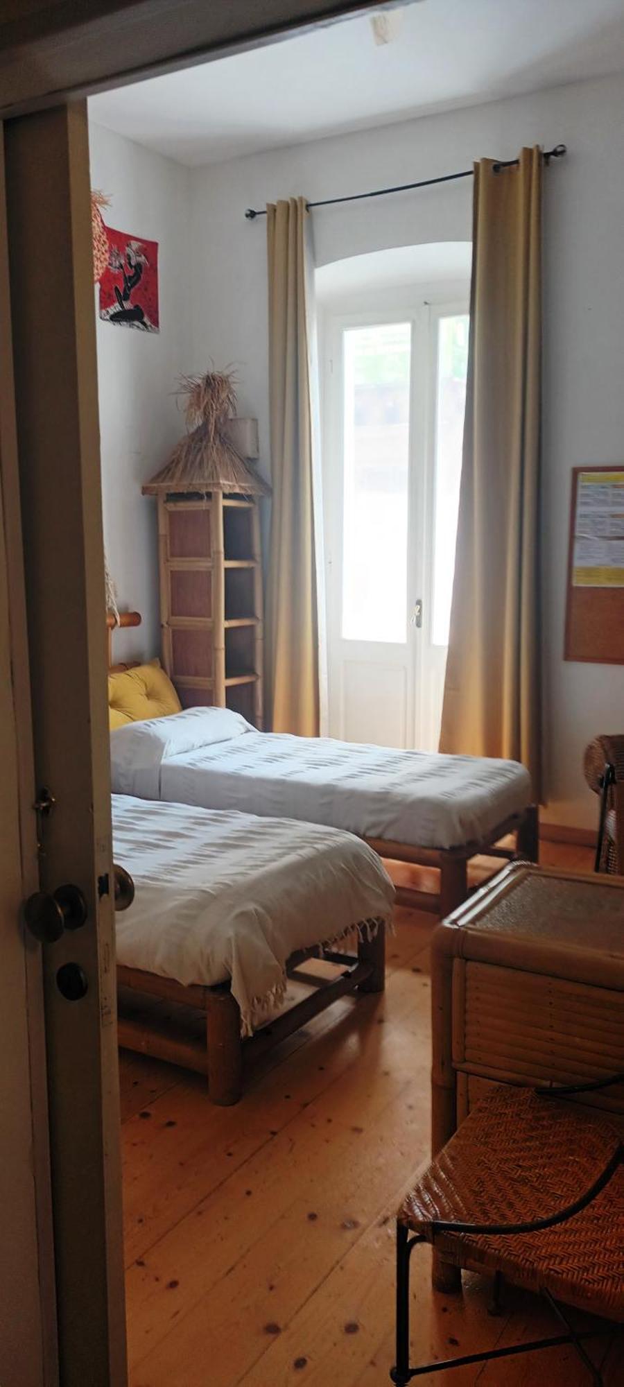 B&B Le Finestre Su Via Cavour Sassari Zimmer foto