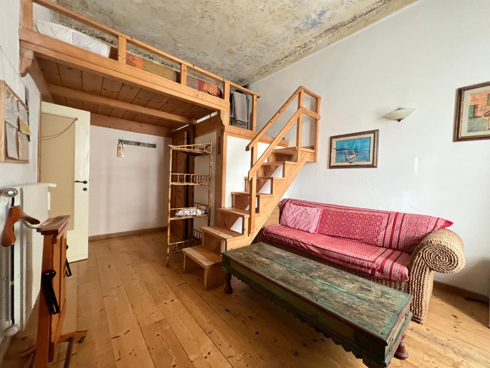 B&B Le Finestre Su Via Cavour Sassari Zimmer foto